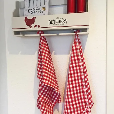 Kleiner Onkel * Grodersby