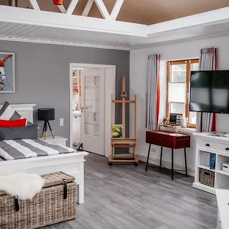 Tatil Evi Kleiner Onkel *