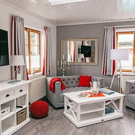 Holiday home Kleiner Onkel Grodersby
